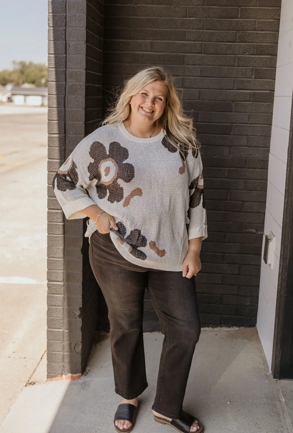 JAYLER CURVY FLORAL SWEATER