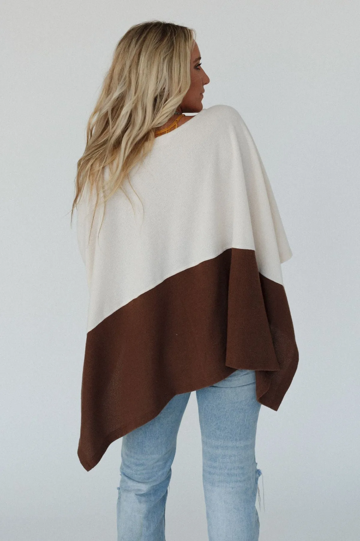 The Nest Lucky Shadow Top - Cream Brown