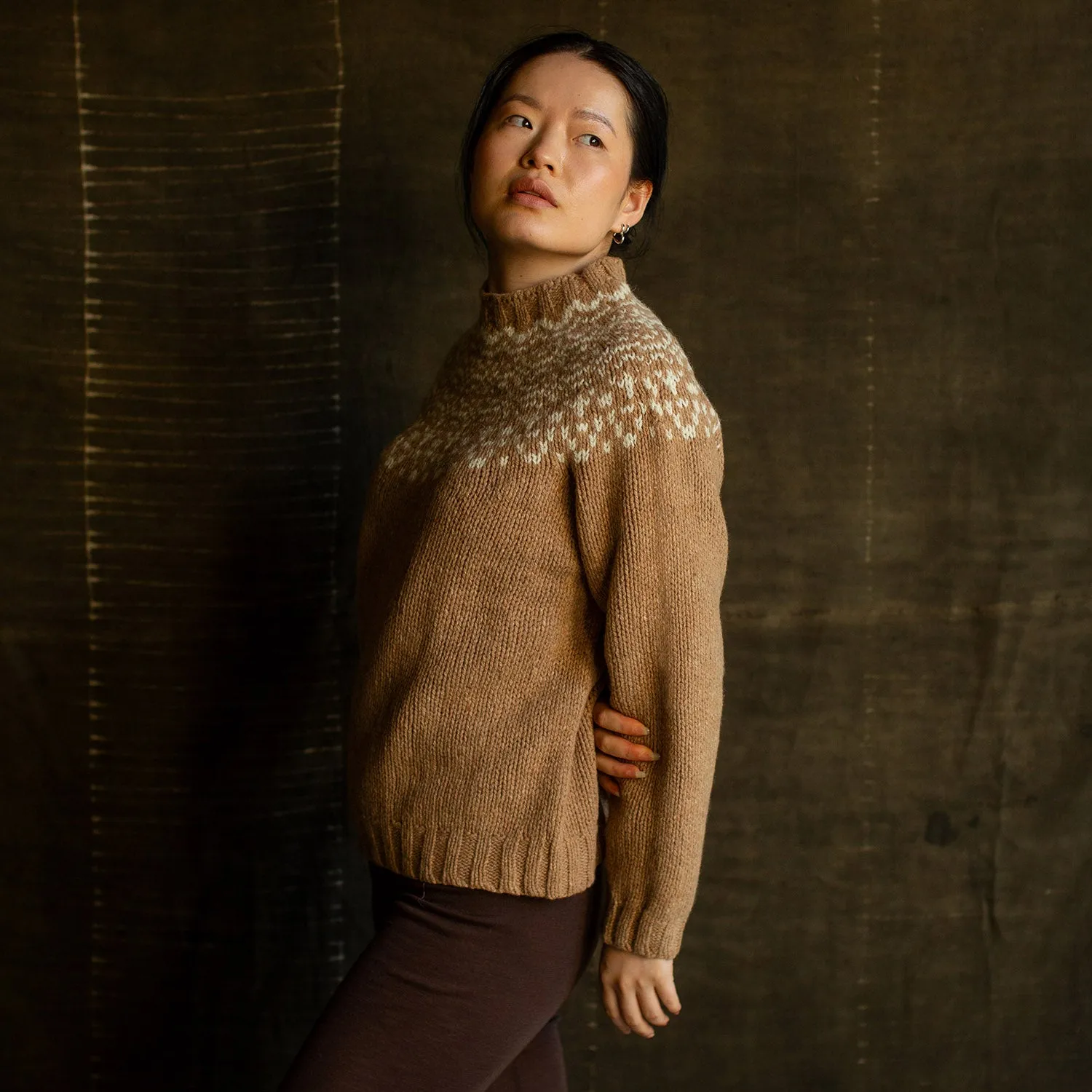 Womens Isle Sweater - Donegal Wool - Sand